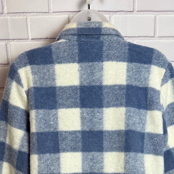 Tahari Blue and White Teddy wool Jacket with Classic Check Pattern/S - Picture 8 of 11